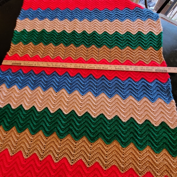 Crocheted Afghan Lap Blanket - Picture 4 of 7